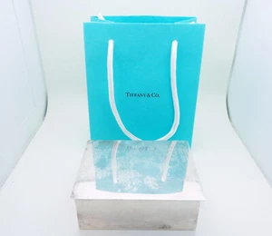 Estate Tiffany & Co. 1947-56 argento sterling 4,25" x 3,25" x 1,5" scatola 289,1 grammi - Foto 1 di 6