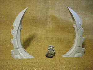 TALL DUAL ELDAR WEBWAY GATE Set - 28mm D&D, RPG, Malifaux, SW Legion, KILL TEAM! - Picture 1 of 3