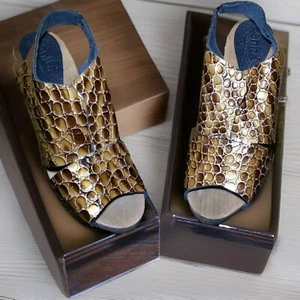Sanita Womens Open Toe Bronze & Gold Snake  Embossed Wooden Heel Sandals US 5 - Picture 1 of 12