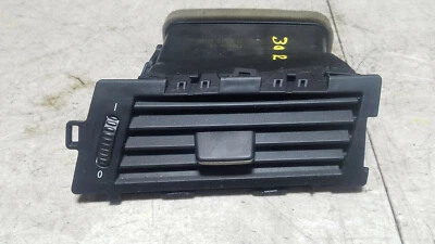 BMW 530I E60 2005 paso delantero derecho tablero rejilla de ventilación de aire 6910732 OEM  Foto 1 de 4