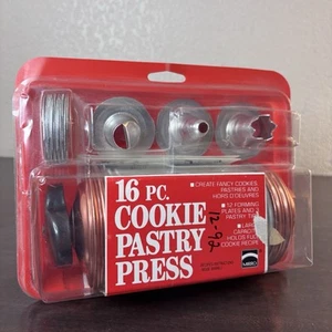 Mirro 16 pc Cookie Pastry Press 12 Discs & 3 Pastry Tips M-0358-22 Vintage NOS - Picture 1 of 8