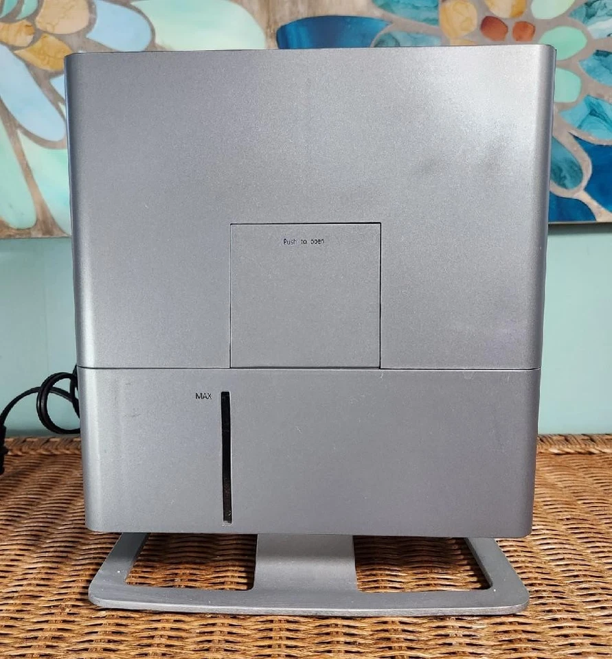 Silver Stadler Form Oskar Evaporator Room Air Humidifier 0-000 - Image 1 of 4