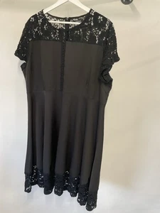 Boohoo Size 22 Black Embroidered Lace Fit & Flare Dress Short Sleeve D265 - Picture 1 of 7