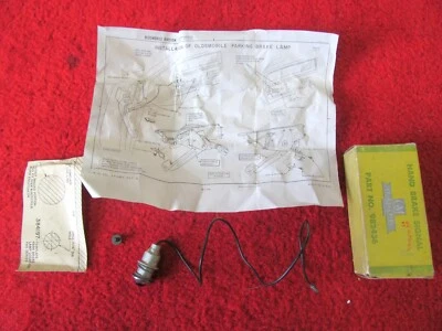 1964-1967 Olds Cutlass 442 NOS GM Hand Emergency Brake Signal Set # 982436 — 第 1/4 张图片