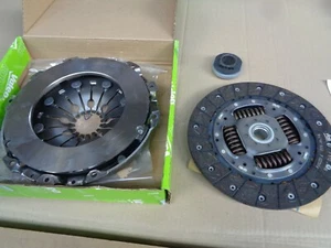 NEW GENUINE VALEO 828384 3PC CLUTCH KIT FOR SOLID CONVERSION C4 DISPATCH 308 407 - Picture 1 of 2