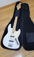Electric Bass Guitar Marcus Miller Sire V7 Ash White Indonesia Made S/N 16373485