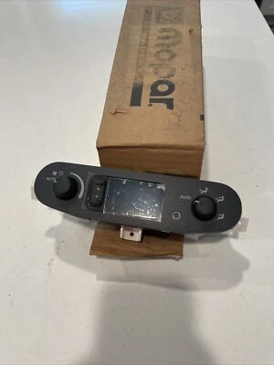 New Mopar 5005009AC 2001-03 Town & Country Grand Caravan Rear A/C Control  - Image 1 of 4