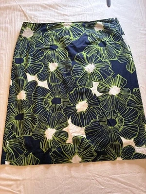 Bass Heritage Collection 100% Cotton Women's Skirt Size 6 navy & green print - Image 1 of 4