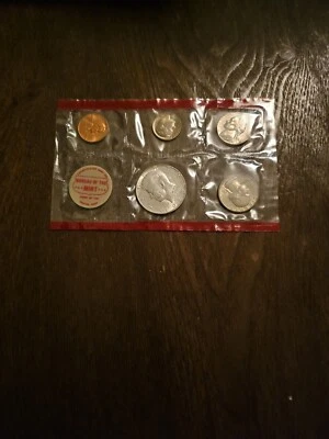 1968 "D" US Mint Five Coin Sets with 40% Silver Half - Image 1 of 3