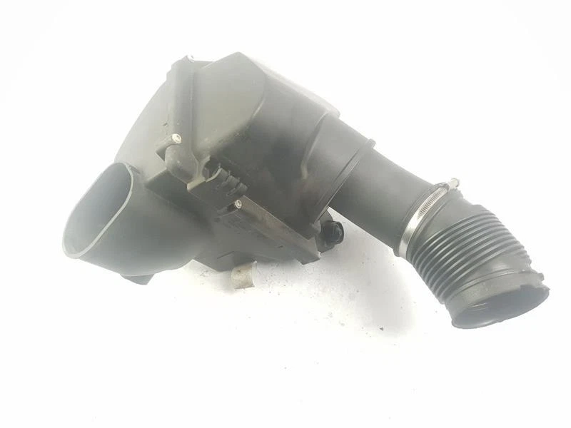 2013-2017 F10 FL BMW 5 SERIES RH DRIVER SIDE AIR BOX FILTER ASSEMBLY 4.4 PETROL - image 1 of 4