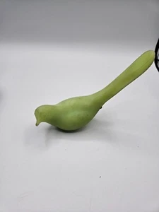 VTG. Fenton Satin Lime Green Longtailed Bird Figurine - Picture 1 of 7