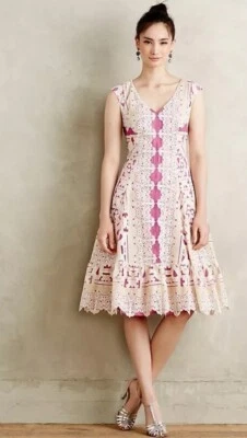 Nuevo sin etiquetas Vestido Anthropologie Versailles Encaje Ajuste y Acampanado Por Moulinette Soeurs Talla 6P Foto 1 de 4