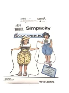 Simplicity #8456 DAISY KINGDOM Strampler Schnittmuster Größe 2-4 ungeschnitten Vintage 1993 - Bild 1 von 5