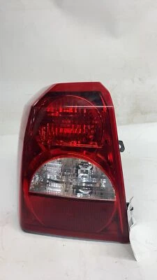 Conjunto de lanterna traseira esquerda usado serve: 2011 Dodge Caliber esquerda grau A - Imagem 1 de 4