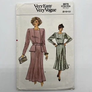 Vogue 9670 leichtes Kleid mit Schößchengürtel Vintage 1986 Größen 8 10 12 ungeschnitten - Bild 1 von 3