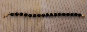 14K Yellow Gold Ball & Faceted Black Onyx Bead Bracelet 7.5 Inches - Picture 1 of 7