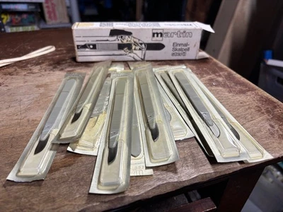 Einmall-Scalpell Martin No.10 Scalpels 10 Pc Hobbyist Foto 1 de 4