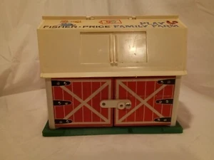 Vintage 1967 Fisher-Price Little People Play Family Farm 915 - Picture 1 of 11
