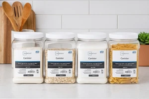 Set of 4 Mainstays 2 Qt Clear Plastic Canisters with Screw-Top Lids - 64 oz NEW - Picture 1 of 5