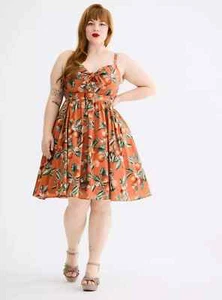 Torrid Übergröße 2X Retro Chic Skaterkleid vorne zum Binden Orange Print - Bild 1 von 5