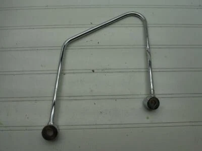 01 Honda Shadow  VT750CD2 LEFT REAR SUPPORT RAIL GUARD Foto 1 de 3