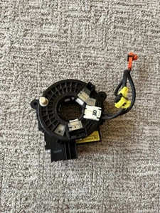 INFINITI 11-14 QX56 G37 M37 M56 Q70 Q60 Steering Wheel Angle Sensor 47945-1HA0A - Picture 1 of 3