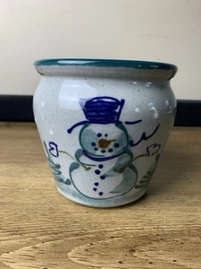 Great Bay Pottery Small Snowman Stoneware Crock, Green Inside Glaze - Picture 1 of 8