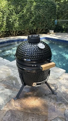 multiple new, in box, ceramic 13 and 18 inch grills for sale - Image 1 of 4