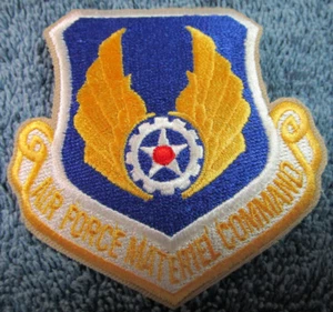 Parche de insignia de comando de material de la Fuerza Aérea uniforme militar 160-75-10 - Imagen 1 de 2