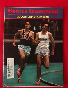 VINTAGE SPORTS ILLUSTRATED MAY 24YH 1971 MARTY LIQUORI JIM RYUN - Picture 1 of 3