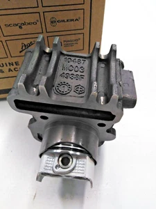 PIAGGIO COD.849055 KIT CILINDRO TERMICO COMPLETO PER APRILIA SCARABEO100 4T - Imagen 1 de 4
