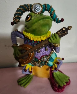 Jumping Jesters from the CAMALOT FROGS Sculpture Collection 1996 HC & DAILY SHIP - Picture 1 of 6