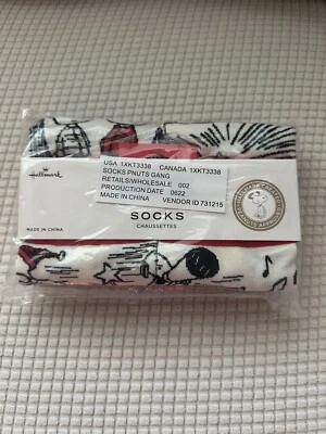 Hallmark 花生 Charlie Brown 圣诞船员袜 狗屋 史努比 均码 全新 — 第 1/4 张图片