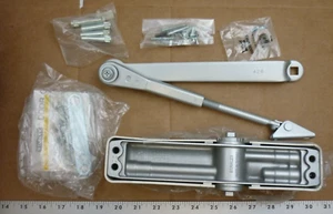 Stanley Heavy Duty Door Closer D1610 Series - Picture 1 of 10