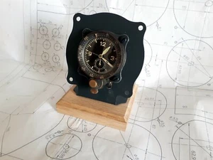Luftwaffe WW2 Borduhraufsteller - Picture 1 of 5