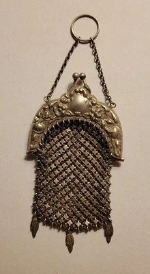 Antiguo monedero victoriano Art Nouveau alemán de malla de plata pequeño dedo para niños  Foto 1 de 4