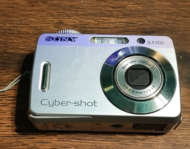 Sony Cyber-shot Digital SLR Cameras for sale | eBay