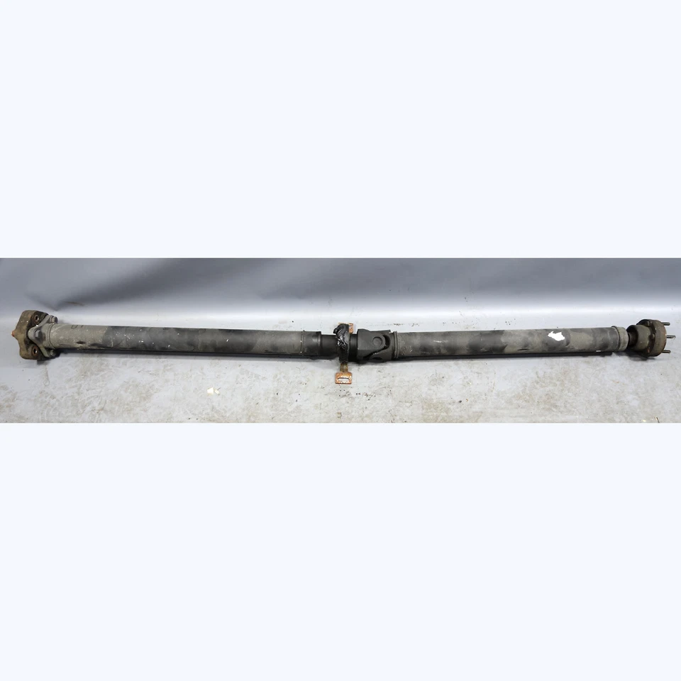 Поврежденный приводной пропеллерный вал 2001-2003 BMW E39 525i 530i для оригинальной автоматической коробки передач - Изображение 1 из 4