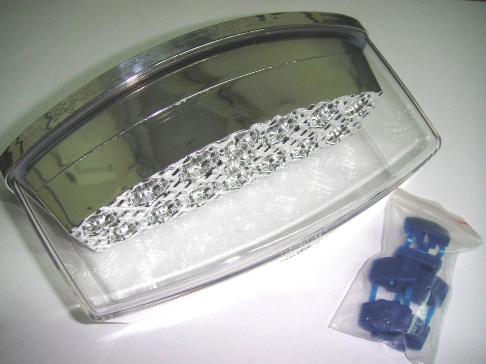 FANALE COMPLETO A LED 8170 POSTERIORE 	MALAGUTI	50	F12 Phantom	199 1995 1996 LC - Immagine 1 di 2