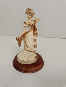 leonardo collection The Promenade 1993 Lady Figur Figurine Skulptur Vintage  - Bild 1 von 4