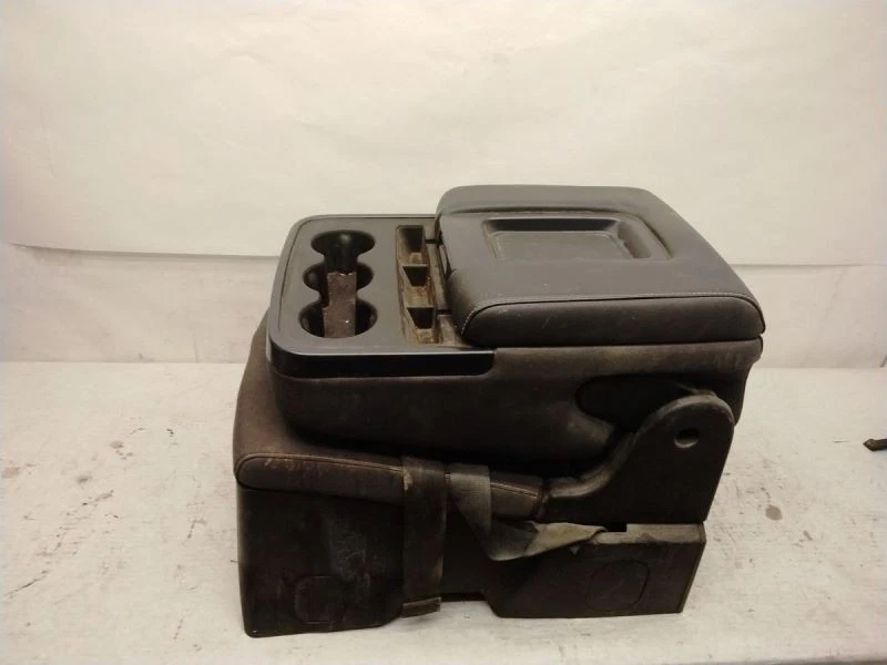 Переднее центральное сиденье 22839577 подходит для 14-19 Silverado 1500 2674406 - Изображение 1 из 4