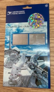KAPPYSTAMPS USA ESCAPING THE GRAVITY OF EARTH MINT SEALED HOLOGRAM PANE D214 - Picture 1 of 1