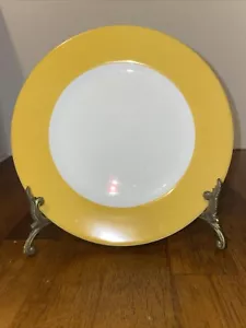 (1) Crate & Barrel Hamptons Yellow White Ceramic Salad Plate 8 1/2”. Minimalist - Picture 1 of 12