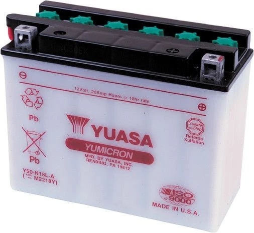 Batería convencional Yuasa 12V para CB750A Hondamatic automática 1976-78 Foto 1 de 3