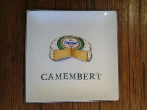 Plato de queso camembert, plato de queso, - Imagen 1 de 3