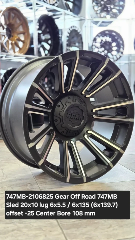 Trineo GEAR ALLOY 747MB 20X10 6X135/6X139,7 ET-25 negro con detalles mecanizados Foto 1 de 2