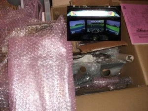 3 MONITOR ! - RACE DRIVIN PANORAMA ATARI GAMES ARCADE MACHINE PCB HARD DRIVING - Picture 1 of 2