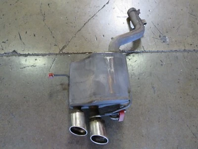 Silenciador Maserati Granturismo, derecha, usado, P/N 237723 Foto 1 de 4