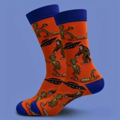 Mens BIGFOOT Loch-Ness Nessie UFO Alien Cartoon Novelty Character Socks UK 6-11
