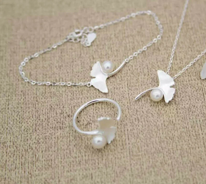 B18 Set Gioielli Bracciale Catena Anello Foglia di Ginkgo Perla Argento Sterling - Immagine 1 di 4